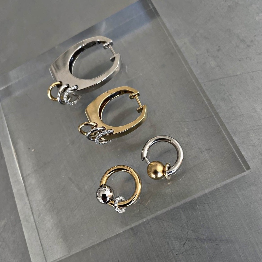 RAINBOW K !!!! SINGLE HOOP EARRING !!!! EARRING PIERCING SMALL 14K WHITE GOLD